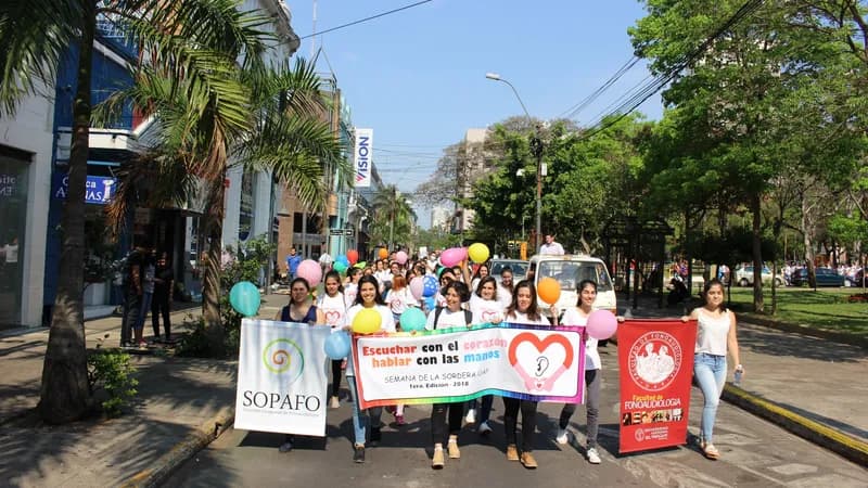 Marcha por la semana de la sordera.