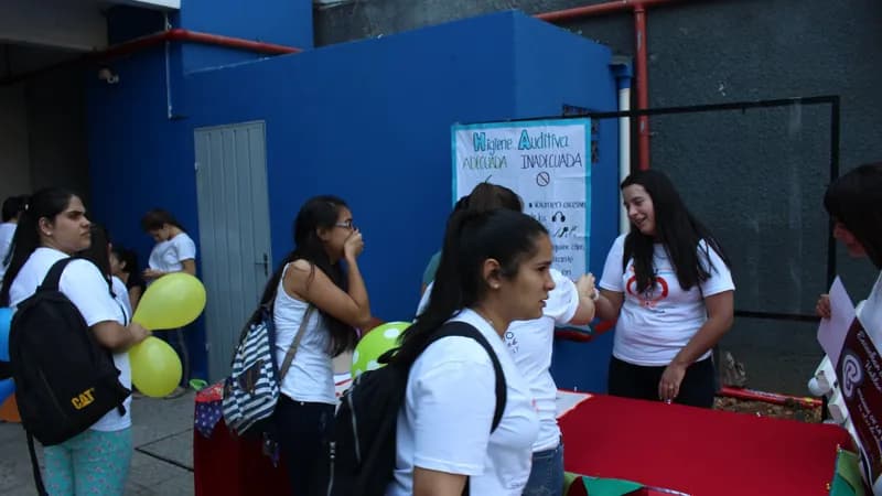 Marcha por la semana de la sordera.