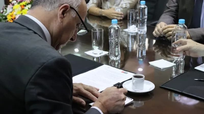 En el marco de una serie de reuniones con autoridades del Paraguay, Rector de la Universidad Autónoma de Chile visitó dependencias de la UAP