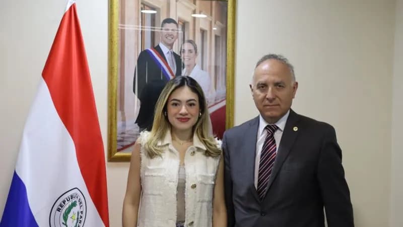 En el marco de una serie de reuniones con autoridades del Paraguay, Rector de la Universidad Autónoma de Chile visitó dependencias de la UAP