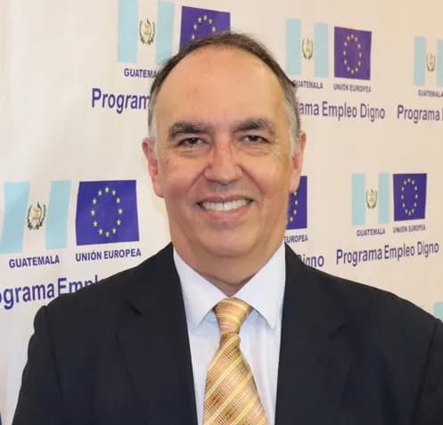 Recibimos a nuestro nuevo Director de Postgrado