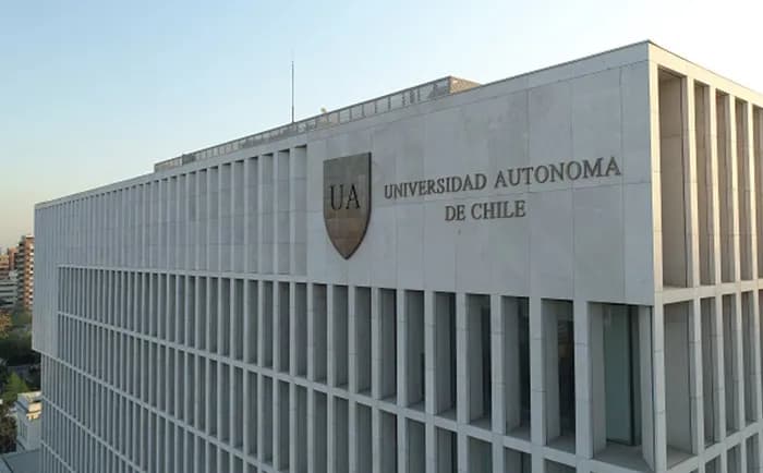 Celebramos la visita del Ministro de Relaciones Exteriores a la Universidad Autónoma de Chile