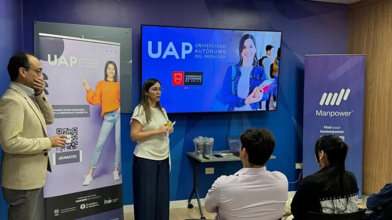 Universidad Autónoma del Paraguay visitó oficinas de su socio estratégico ManpowerGroup