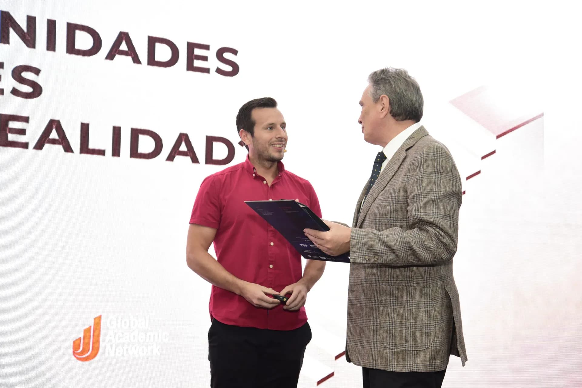 Universidad Autónoma del Paraguay realizó con gran éxito su III Summit Internacional