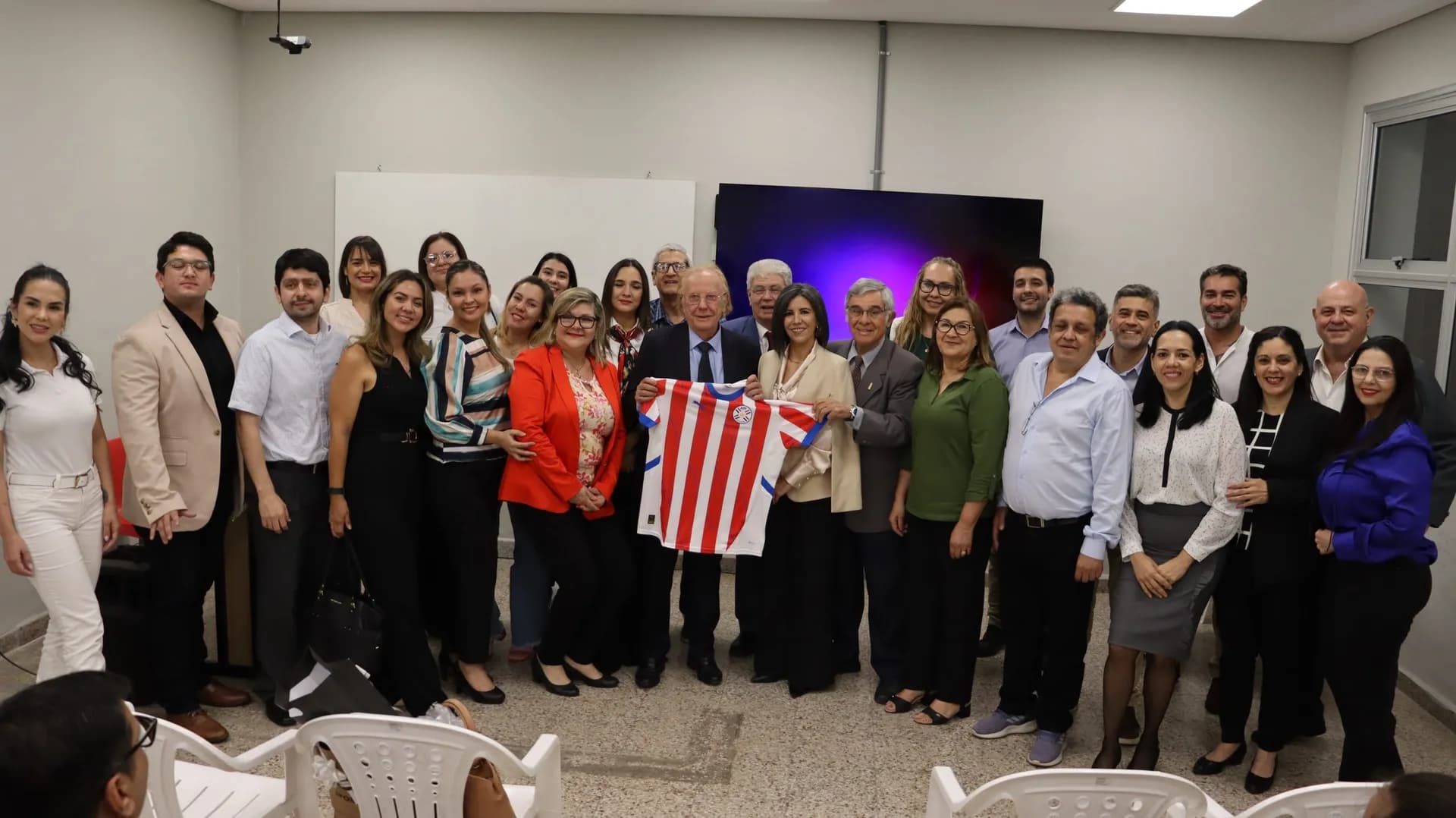 Estudiantes y profesionales de odontología participaron de charla sobre Reconstrucción Mandibular en la UAP
