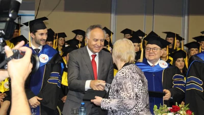 Universidad Autónoma del Paraguay realizó su solemne Ceremonia de Titulación de sus estudiantes generación 2023 y 2024