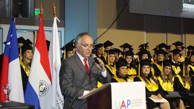 Universidad Autónoma del Paraguay realizó su solemne Ceremonia de Titulación de sus estudiantes generación 2023 y 2024