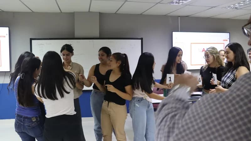 UAP dio la bienvenida a sus nuevos estudiantes 2025 con inédita semana de integración