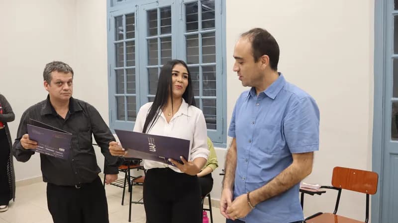 Estudiantes de la Carrera de Periodismo de la UAP celebraron el día Nacional del Periodista con interesante conversatorio