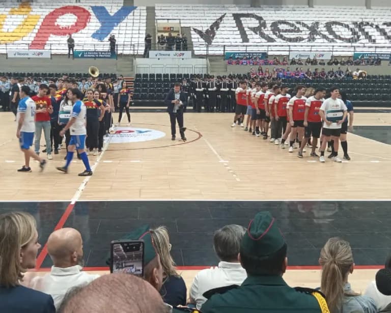 Universidad Autónoma del Paraguay participó en emotiva ceremonia de inauguración de los juegos JUPY 2024