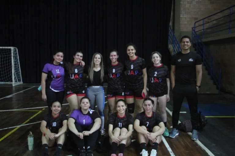 Selección de Handball de la Universidad Autónoma del Paraguay avanzó a semifinales de los Juegos JUPY