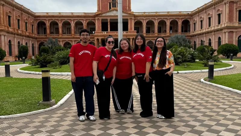 Estudiantes de la UAP se preparan para realizar su visita a la Universidad Autónoma de Chile
